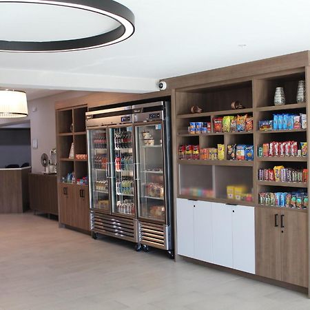 Holiday Inn Dallas Market Ctr Love Field By Ihg Esterno foto