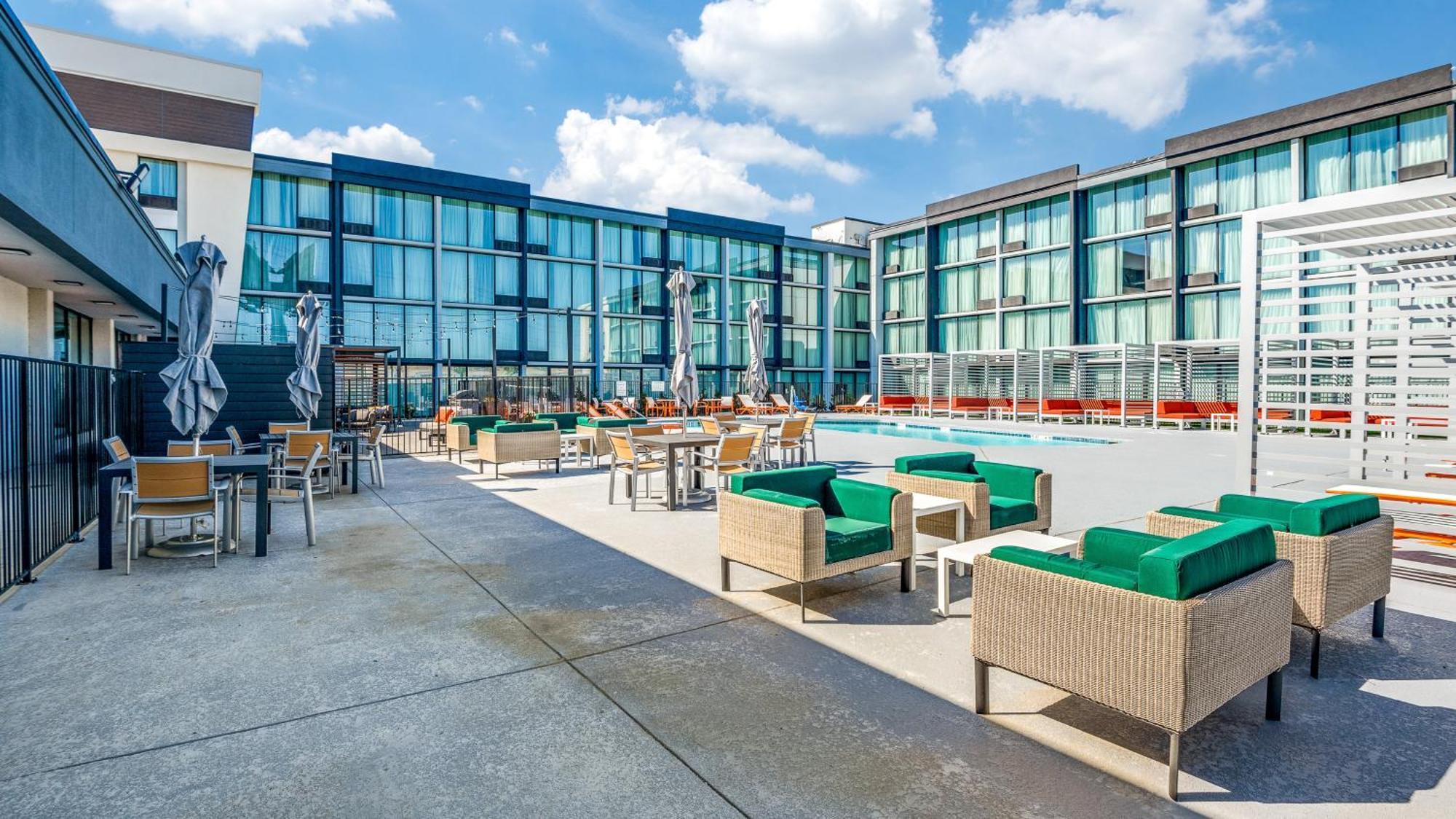 Holiday Inn Dallas Market Ctr Love Field By Ihg Esterno foto
